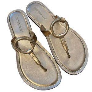 Bernardo Matrix 2 Ring Thong Sandals Flip Flops Platinum Metallic Champagne 10
